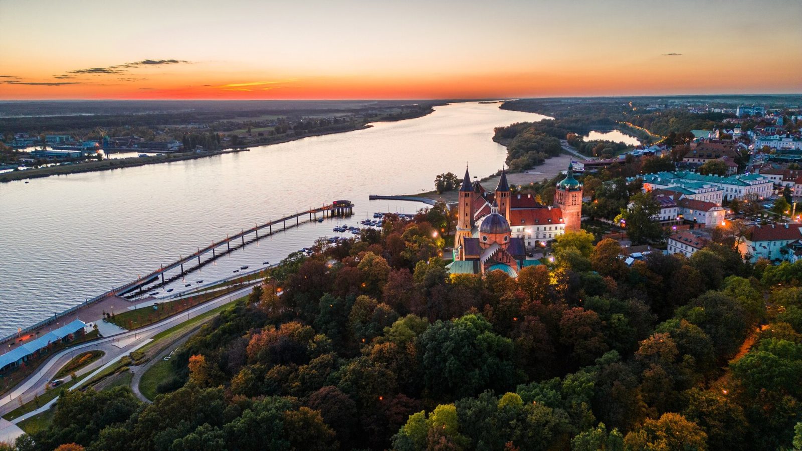 Panorama Płocka nad Wisłą